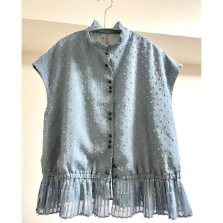 ドットアンドストライプスチャイルドウーマン(Dot&Stripes CHILDWOMAN)の美品(着用3回)/ぽこぽこ水色トップス(カットソー(半袖/袖なし))