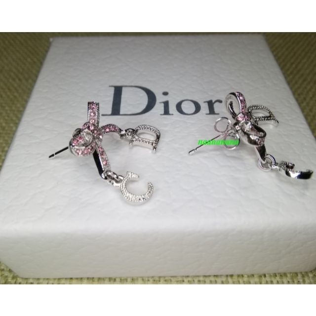 Christian Dior - CDディオール💗リボンピアス💗ピンククリスタルの通販 by しまとにいに's shop｜クリスチャン