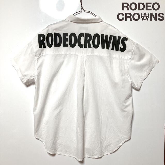 RODEO CROWNS(ロデオクラウンズ)の【RODEO CROWNS】ロデオクラウンズ  バック ビックプリント半袖シャツ レディースのトップス(シャツ/ブラウス(半袖/袖なし))の商品写真