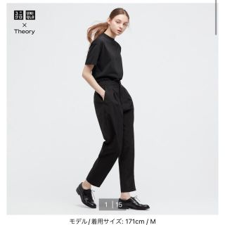 完売！UNIQLO×Theory 感動タックパンツ3XL(カジュアルパンツ)