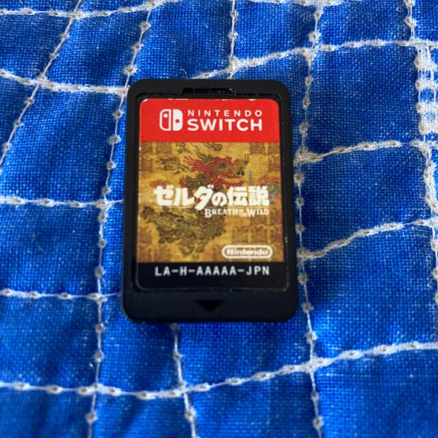 Nintendo Switch(ニンテンドースイッチ)のswitch ゼルダの伝説　ブレスオブザワイルド　ソフトのみ エンタメ/ホビーのゲームソフト/ゲーム機本体(家庭用ゲームソフト)の商品写真