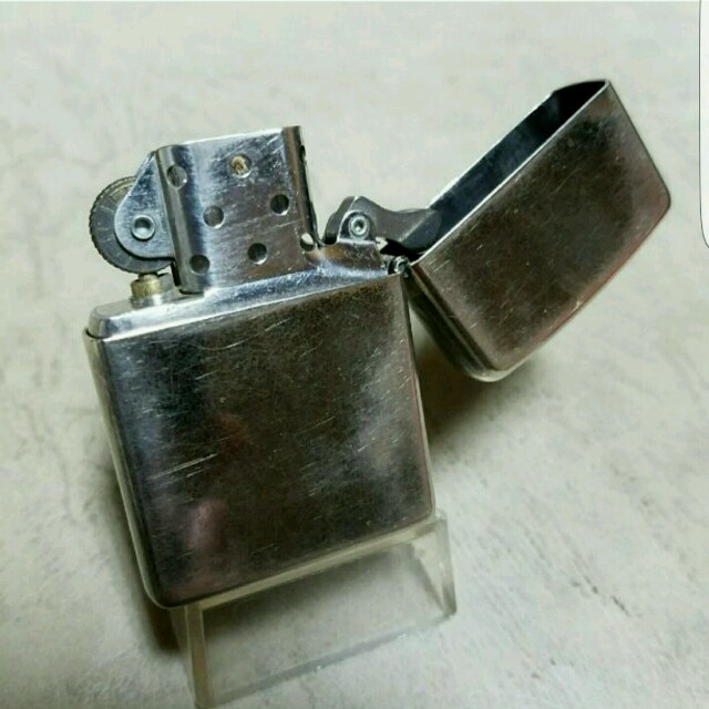 ZIPPO(ジッポー)の厳選中古❤11G'Zippoブラックチタン❤ドラゴンフォログラム❤送料無料❤ メンズのファッション小物(タバコグッズ)の商品写真