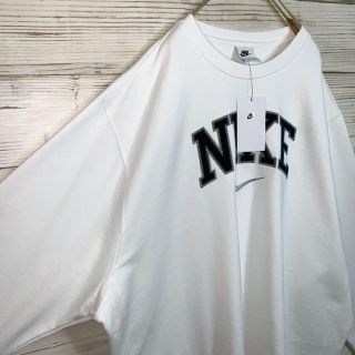 NIKE   新品USモデルNIKE 刺繍ロゴ アーチロゴ スウェット M