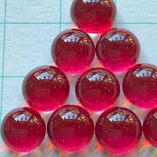 ガラスナギット 10個 濃いピンク色 直径7.5〜8ミリ の通販 by