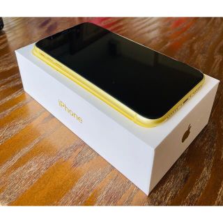 アイフォーン(iPhone)のiPhone11  128GB  イエロー(スマートフォン本体)