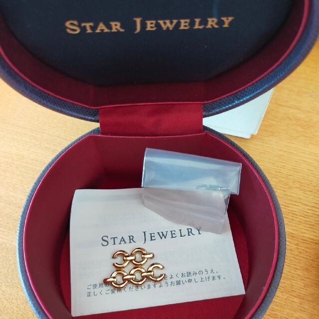 STAR JEWELRY(スタージュエリー)のスタージュエリー　2020 Xmas限定　時計 レディースのファッション小物(腕時計)の商品写真