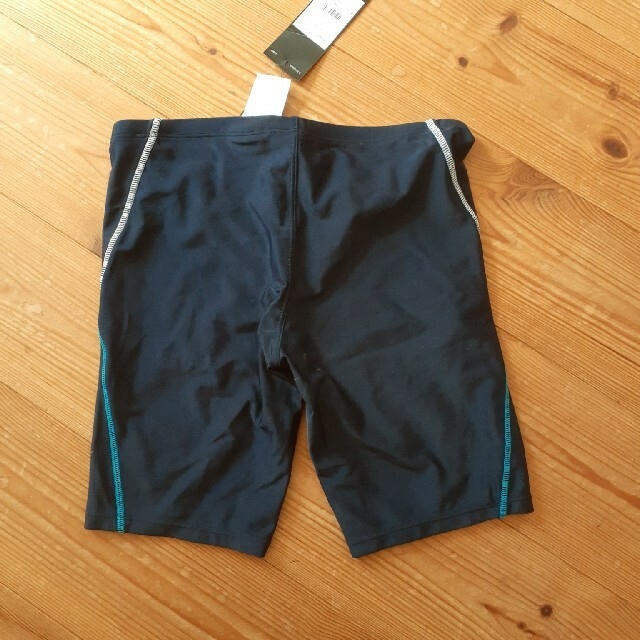 adidas(アディダス)の新品アディダス男子水着160㎝ キッズ/ベビー/マタニティのキッズ服男の子用(90cm~)(水着)の商品写真