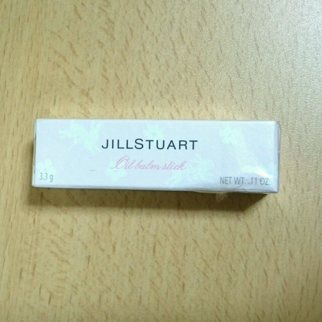 JILLSTUART(ジルスチュアート)のジル☆子供と一緒に使えるリップ☆オイルバームスティック コスメ/美容のスキンケア/基礎化粧品(リップケア/リップクリーム)の商品写真