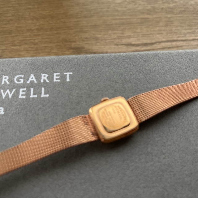 MARGARET HOWELL(マーガレットハウエル)のMARGARET HOWELL idea 腕時計　ピンクゴールド レディースのファッション小物(腕時計)の商品写真