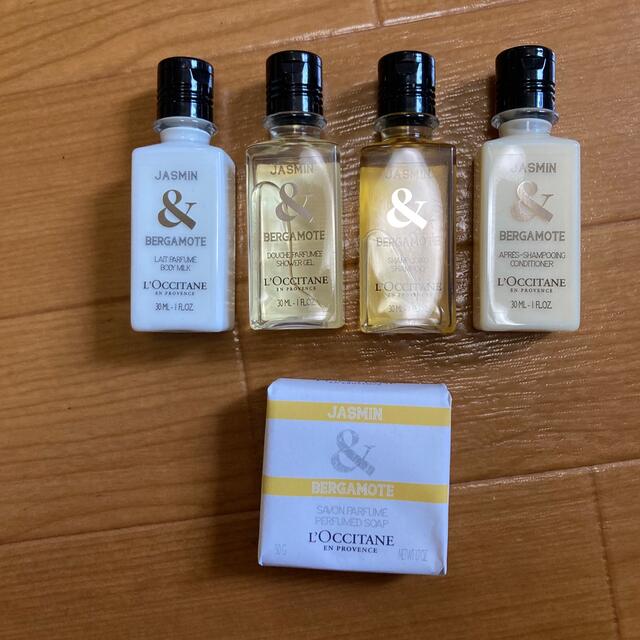 L'OCCITANE(ロクシタン)のロクシタン　アメニティセット コスメ/美容のキット/セット(サンプル/トライアルキット)の商品写真