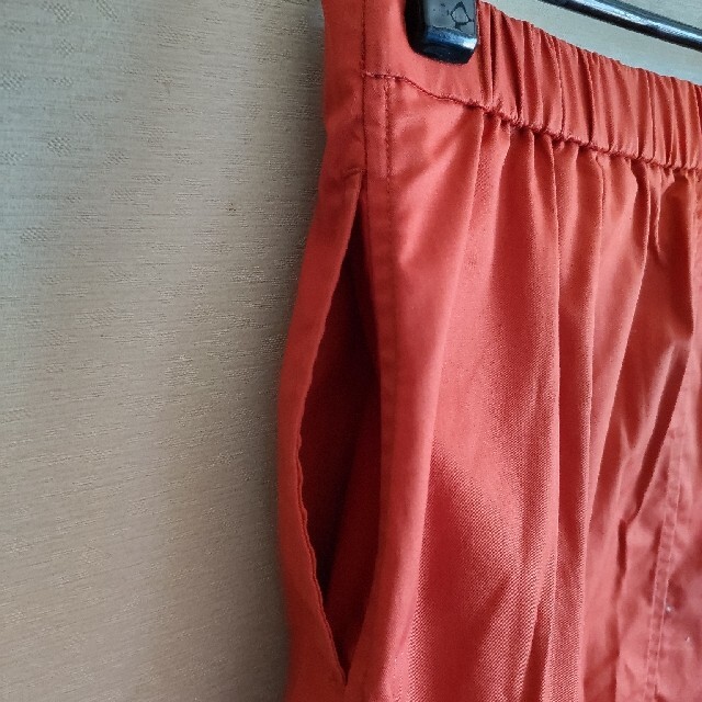 UNIQLO(ユニクロ)のUNIQLO　オレンジスカート レディースのスカート(ロングスカート)の商品写真