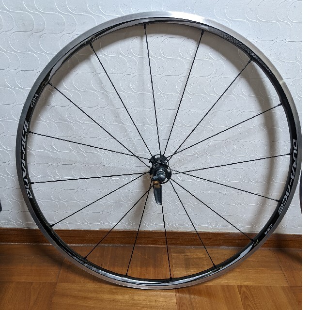 SHIMANO(シマノ)のシマノDURA−ACE.WH-9000-C24-CL 自動車/バイクの自動車(ホイール)の商品写真