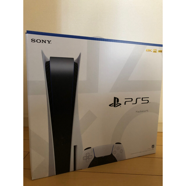 SONY(ソニー)のSONY PlayStation5 CFI-1100A01＋ヘッドセット エンタメ/ホビーのゲームソフト/ゲーム機本体(家庭用ゲーム機本体)の商品写真