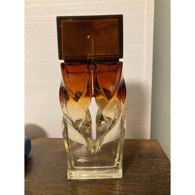 Christian Louboutin(クリスチャンルブタン)のクリスチャン　ルブタン　ビキニ　ケスタセラ　80ml パルファム コスメ/美容の香水(香水(女性用))の商品写真