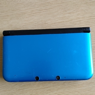 ニンテンドー3DS(ニンテンドー3DS)のニンテンドー 3DS LL 本体 ブルー×ブラック(家庭用ゲーム機本体)
