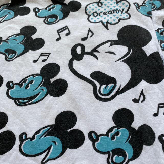 Disney(ディズニー)のディズニー　tシャツ 140センチ　半袖　ミッキー キッズ/ベビー/マタニティのキッズ服男の子用(90cm~)(Tシャツ/カットソー)の商品写真