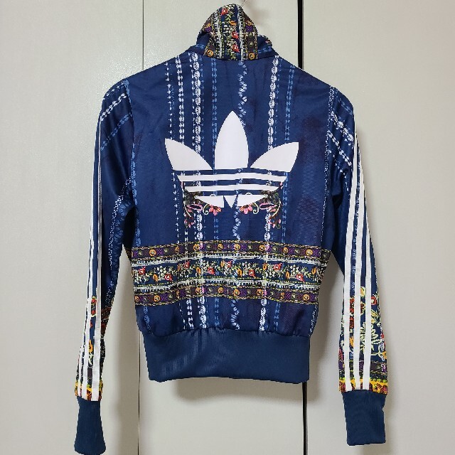 adidas(アディダス)の【のん様専用】 レディースのジャケット/アウター(その他)の商品写真