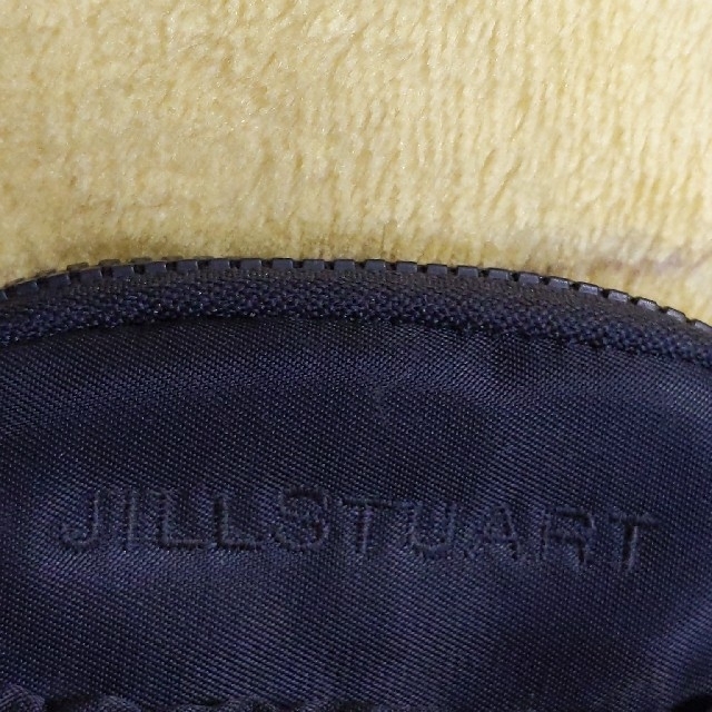 JILLSTUART(ジルスチュアート)のJILL STUART ポケットミニポーチ　ブラック　未使用品！ レディースのファッション小物(ポーチ)の商品写真