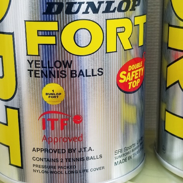 DUNLOP(ダンロップ)のDUNLOP FORT テニスボール 2個入×30缶 60球セット 黄色 ITF スポーツ/アウトドアのテニス(その他)の商品写真