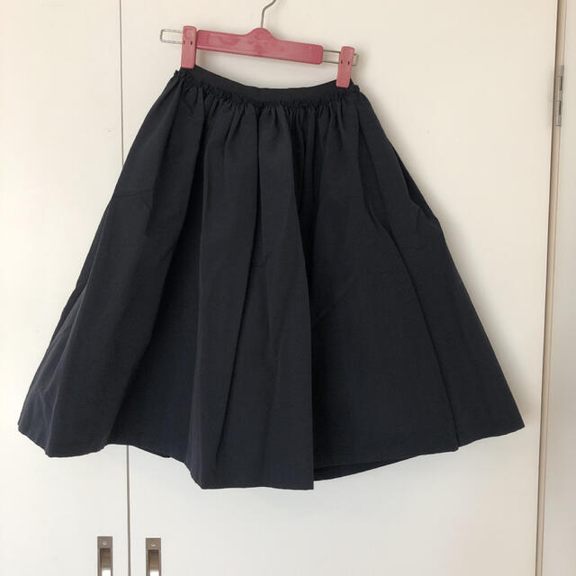 UNITED ARROWS(ユナイテッドアローズ)の美品　たっぷりフレアスカート　 レディースのスカート(ひざ丈スカート)の商品写真