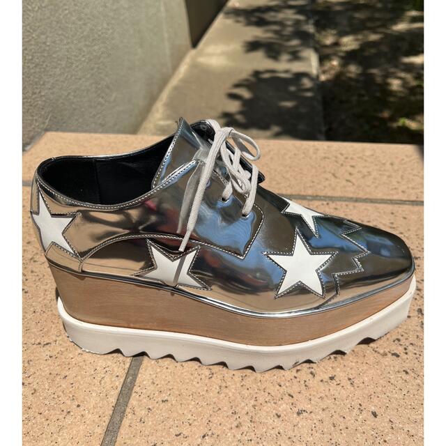 Stella McCartney(ステラマッカートニー)の@@@様専用　StellaMcCartney エリス スターシューズ 36.5 レディースの靴/シューズ(ローファー/革靴)の商品写真