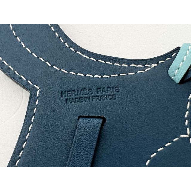 Hermes(エルメス)のエルメス バッグチャーム パドック セル セーラー ヴォースイフト レザー 美品 レディースのファッション小物(キーホルダー)の商品写真