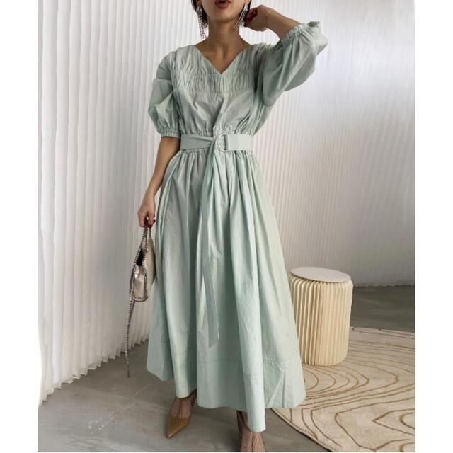 AMERI SHIRRING VOLUME SLEEVE DRESS