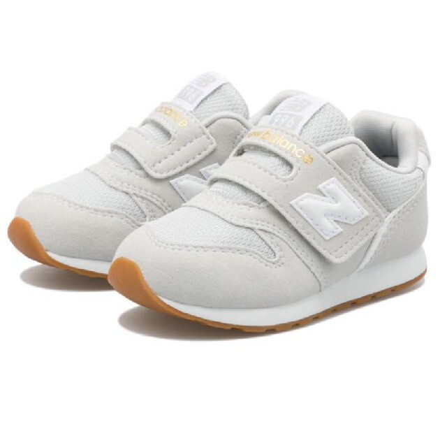 New Balance(ニューバランス)の新品、タグ付き♡ニューバランス 996 キッズ 15cm♡ キッズ/ベビー/マタニティのキッズ靴/シューズ(15cm~)(その他)の商品写真