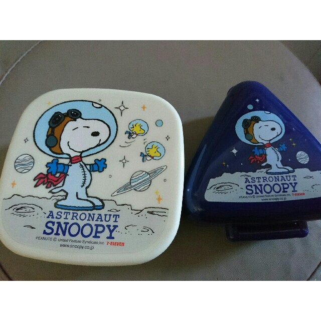 SNOOPY(スヌーピー)の【未使用】アストロノーツのスヌーピー  ランチboxセット🎵 エンタメ/ホビーのおもちゃ/ぬいぐるみ(キャラクターグッズ)の商品写真