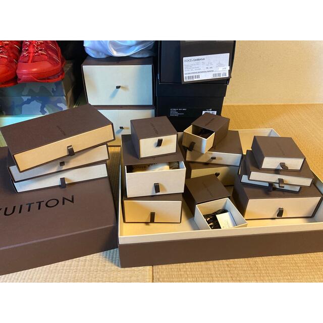 LOUIS VUITTON(ルイヴィトン)のLouis Vuitton 空箱 14箱セット  レディースのバッグ(ショップ袋)の商品写真