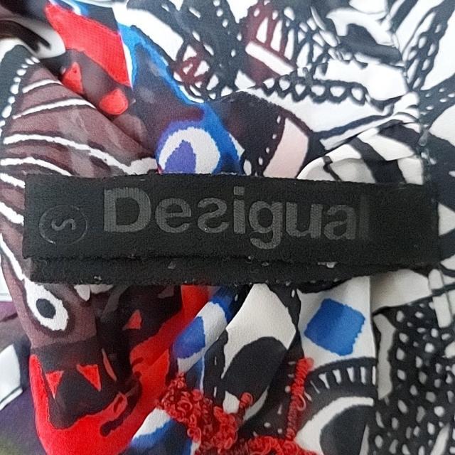 DESIGUAL(デシグアル)のデシグアル 長袖カットソー サイズS レディースのトップス(カットソー(長袖/七分))の商品写真