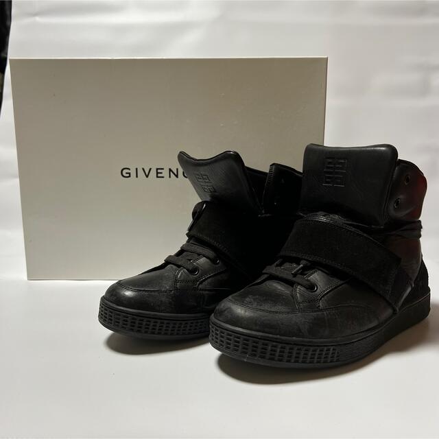 GIVENCHY(ジバンシィ)の最終値下げ箱付きジバンシー　ハイカットスニーカー メンズの靴/シューズ(スニーカー)の商品写真