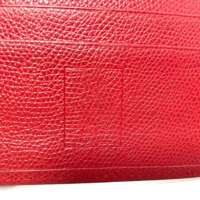 MCM(エムシーエム)のエムシーエム 2つ折り財布 - レッド レザー レディースのファッション小物(財布)の商品写真