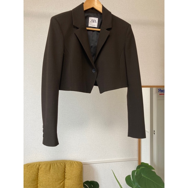 ZARA - ZARA ショート丈ジャケットの通販 by mm |ザラならラクマ ZARA - ZARA ショート丈ジャケットの通販 by mm |ザラならラクマ