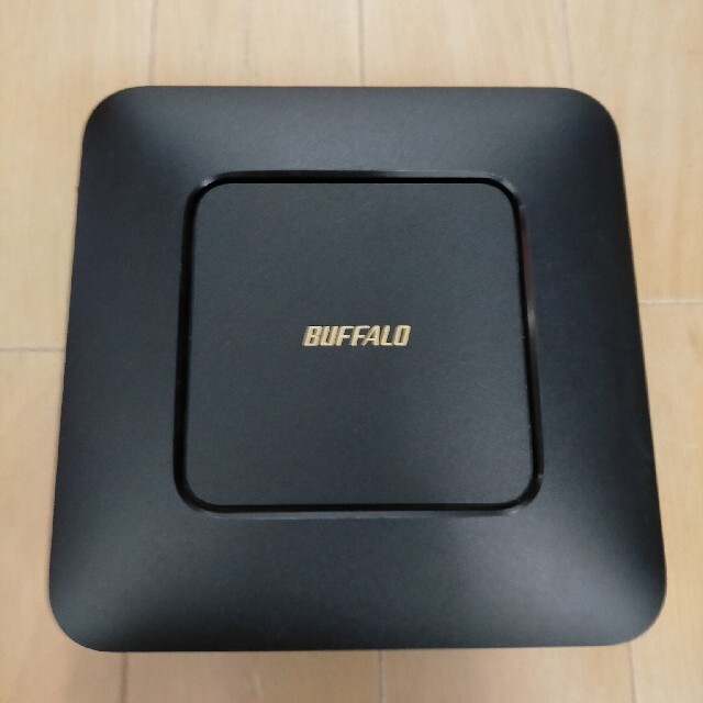 Buffalo(バッファロー)のBUFFALO WSR-2533DHP-CB スマホ/家電/カメラのPC/タブレット(PC周辺機器)の商品写真