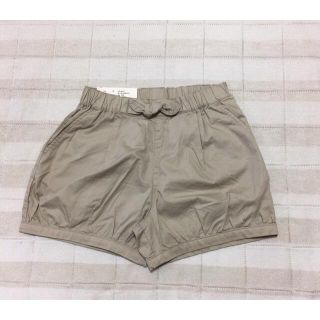 ユニクロ(UNIQLO)のユニクロ　イージーパンプキンショートパンツ　140cm(パンツ/スパッツ)