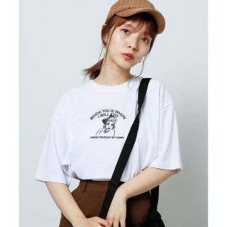 レイカズン(RayCassin)の⭐︎ほぼ新品⭐︎ 女の子刺繍Tシャツ レイカズン(Tシャツ(半袖/袖なし))