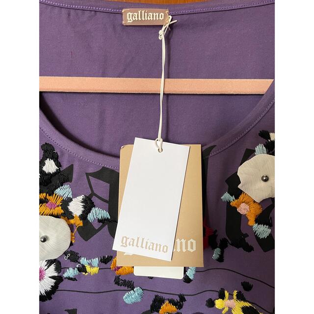 GALLIANO(ガリアーノ)のTシャツ レディースのトップス(Tシャツ(半袖/袖なし))の商品写真