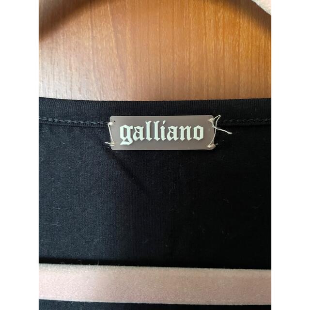 GALLIANO(ガリアーノ)のTシャツ レディースのトップス(Tシャツ(半袖/袖なし))の商品写真