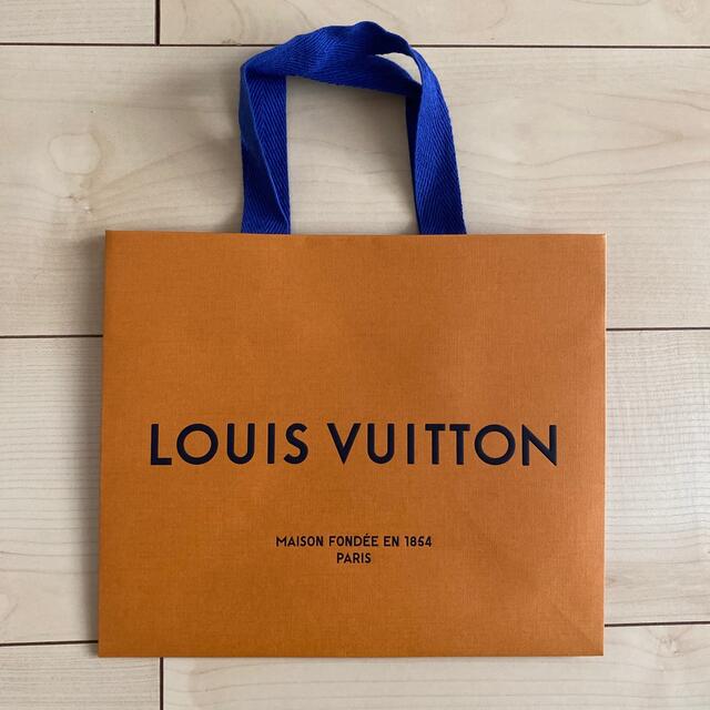 LOUIS VUITTON(ルイヴィトン)のルイヴィトン ショップ袋 紙袋 レディースのバッグ(ショップ袋)の商品写真