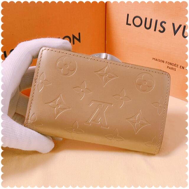 LOUIS VUITTON(ルイヴィトン)のルイヴィトン モノグラム ヴェルニ マットゴールド ポルトモネビエ がま口財布 レディースのファッション小物(財布)の商品写真