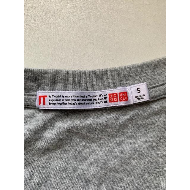 UNIQLO(ユニクロ)のUNIQLO UT KITSON キットソン グレーアメリカンフラッグ サイズS レディースのトップス(Tシャツ(半袖/袖なし))の商品写真