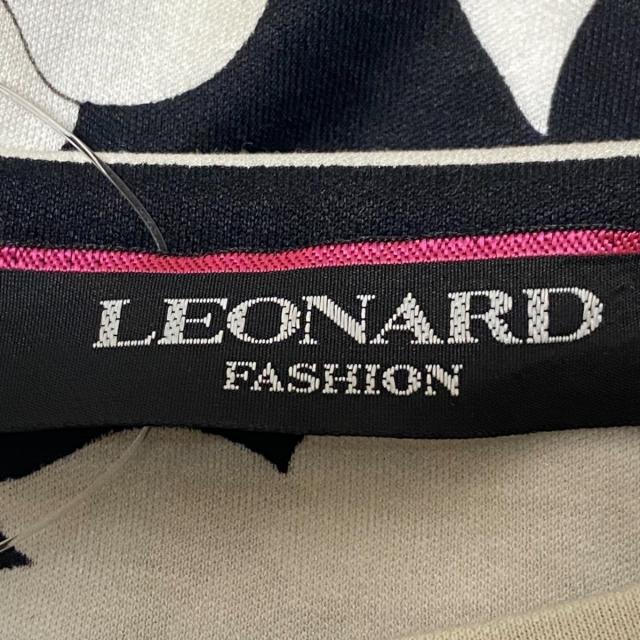 LEONARD(レオナール)のレオナール 半袖Tシャツ サイズLL - レディースのトップス(Tシャツ(半袖/袖なし))の商品写真