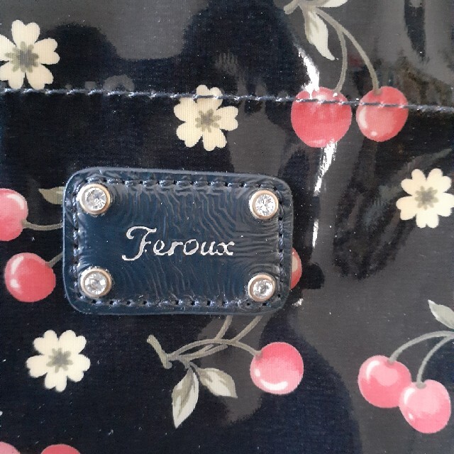 Feroux(フェルゥ)のバッグ(フェルー) レディースのバッグ(ショルダーバッグ)の商品写真