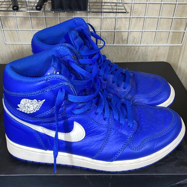 NIKE(ナイキ)のAIR JORDAN 1 HIGH OG HYPER ROYAL (2018) メンズの靴/シューズ(スニーカー)の商品写真