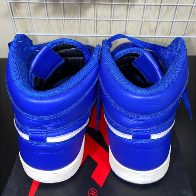 NIKE(ナイキ)のAIR JORDAN 1 HIGH OG HYPER ROYAL (2018) メンズの靴/シューズ(スニーカー)の商品写真