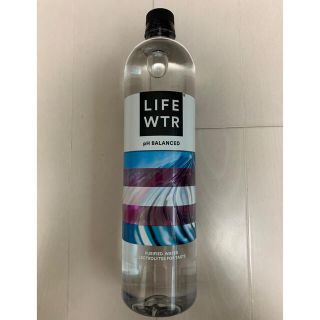 ライフウォーター　LIFE WTR LIFEWATER  1000ml ボトル(登山用品)