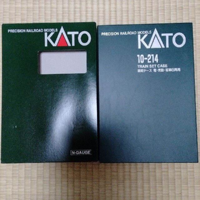 KATO`(カトー)のKATO E231系 500番台 山手線色 単品の11両セット (６ドア車２両) エンタメ/ホビーのおもちゃ/ぬいぐるみ(鉄道模型)の商品写真