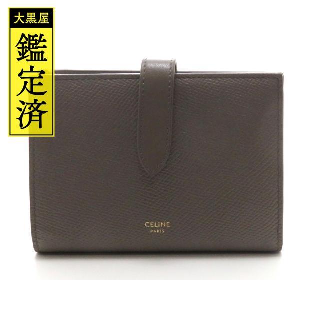 【値下げしました】CELINE ミディアム ストラップ 二つ折り ペブル