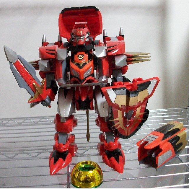 Takara Tomy - 電光超特急ヒカリアン 神獣超変型 巨神ゴッド Takara Tomy - 電光超特急ヒカリアン 神獣超変型 巨神ゴッド